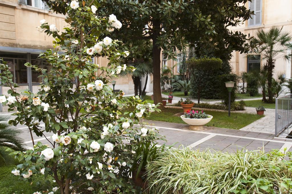 Le Stanze Del Papa Bed & Breakfast Rome Exterior photo